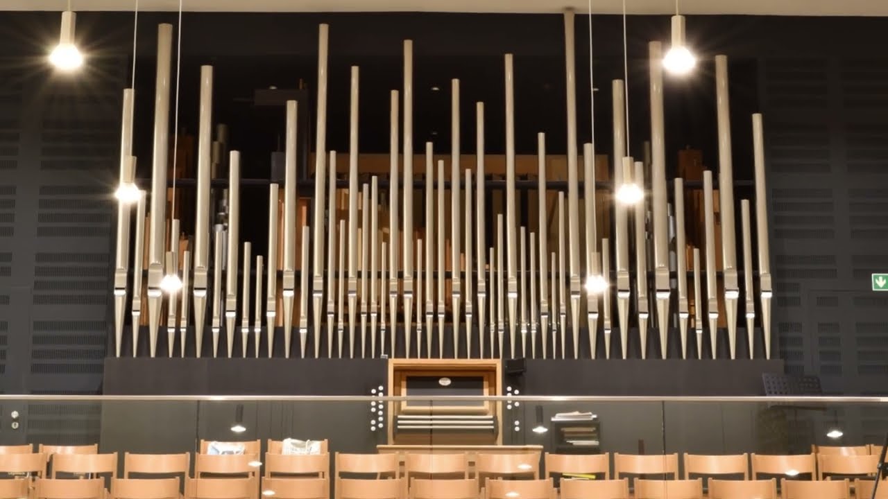 Die Orgel in der neuapostolischen Kirche Stuttgart-Bad Cannstatt - Piutti, Jesu meine Freude