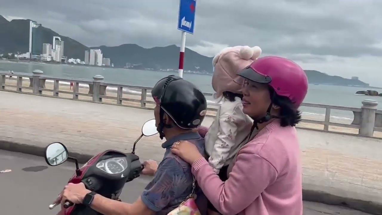 29 tháng chạp Ất Tỵ  nhà ngoại Shi bé