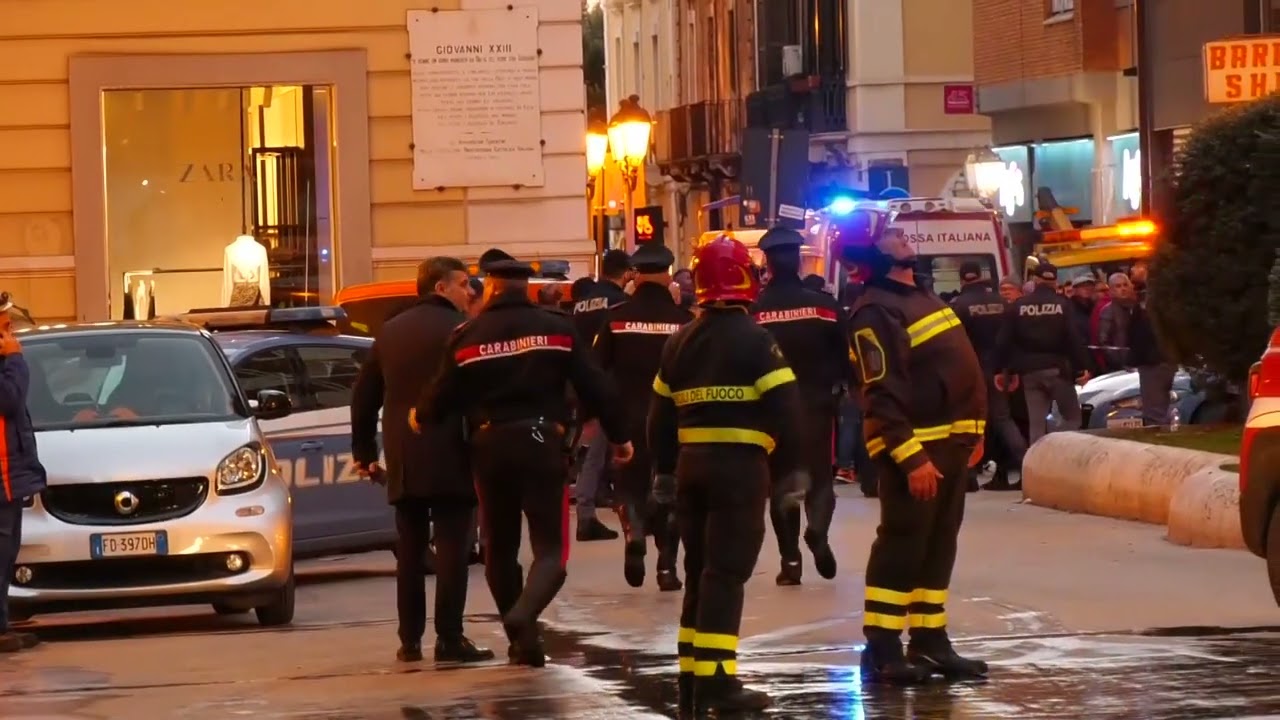 Incendio a Taranto. Il sindaco Melucci ringrazia soccorritori