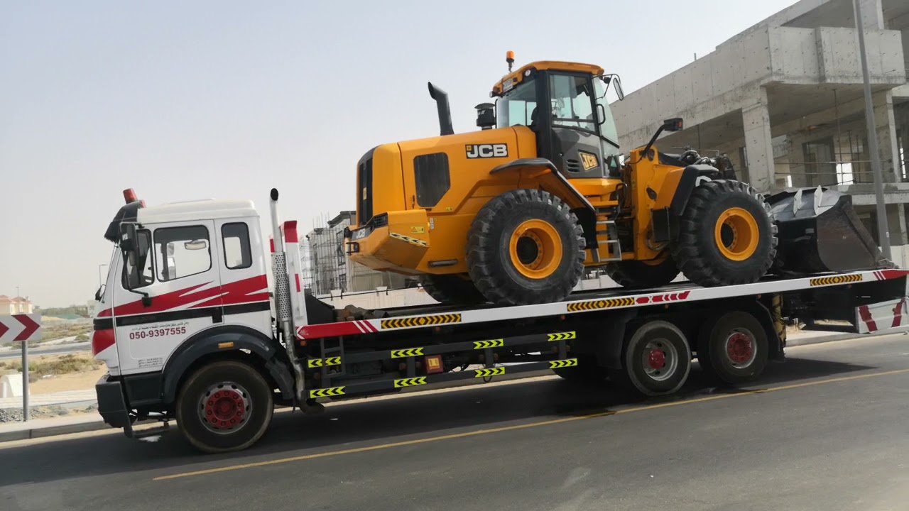 Towing and Recovery services Heavy and Light Transportation in UAE dubai