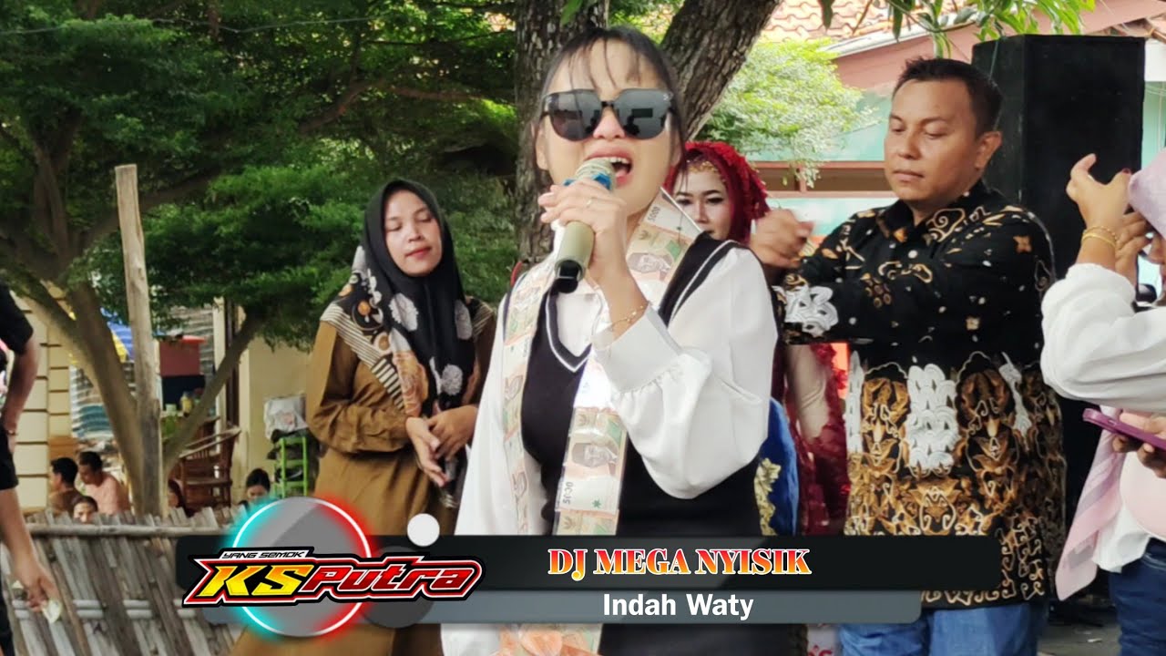 DJ MEGA NYISIK VOCAL INDAH WATY FEAT KS PUTRA LIVE LOBENER LOR JATIBARANG