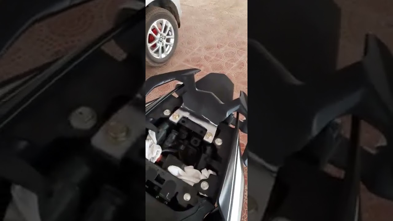 Yamaha R15 V4 Grab bar installation