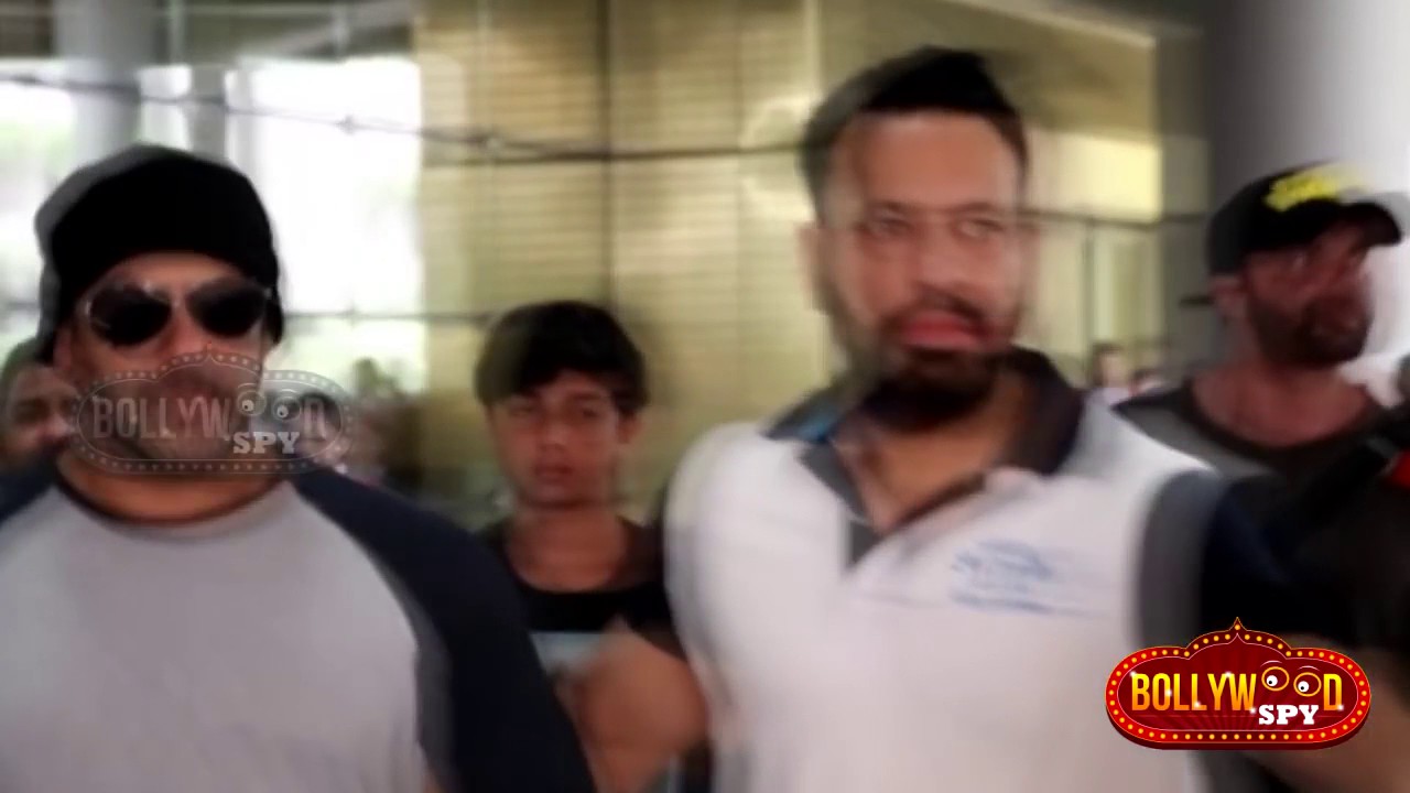 Salman khan and his bodyguard Shera arrest with Gun