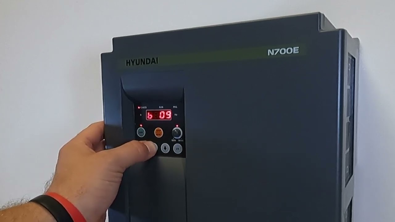 Reset a N700e to Factory Default Settings