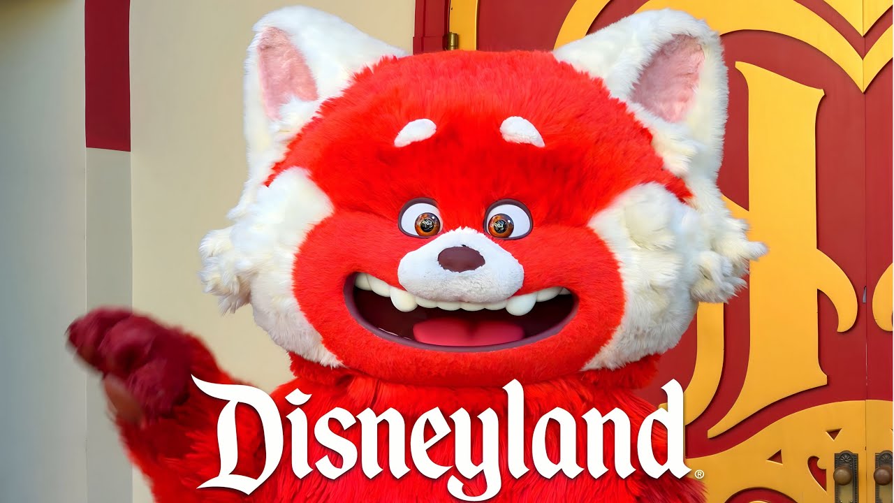 NEW Red Panda Mei Meet & Greet At Disneyland! Lunar New Year 2026 - Disney California Adventure