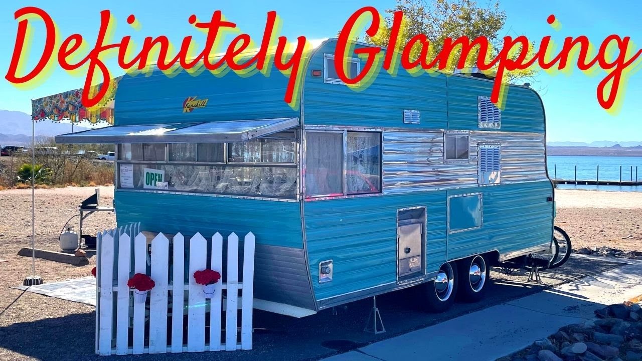Camp like a Princess in One of these Vintage Trailers: Lake Havasu Vintage Trailer Rally