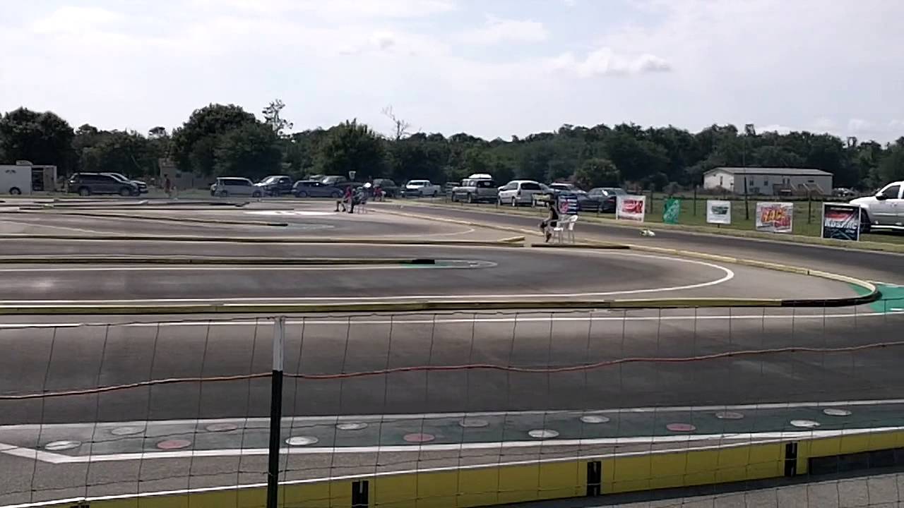 1/8 Scale Onroad A-Main Start FORGASS Clip