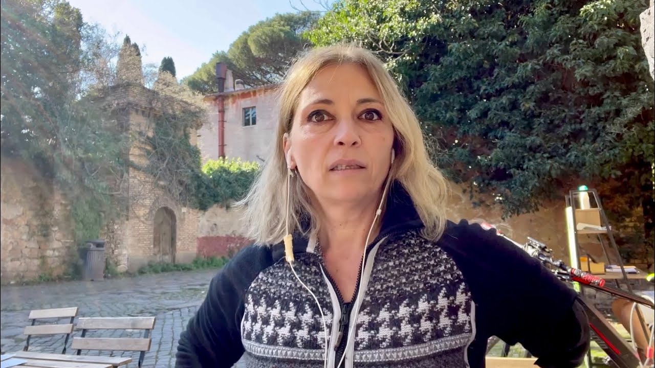 Как се подредиха планетите, та такива патила си патих? На кафе на Апия Антика