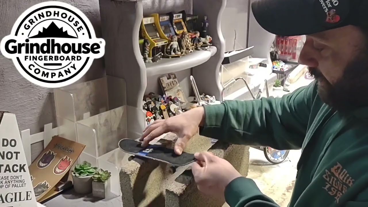 New handboard trick! Introducing the Doubleslide #handboard #handboarding #grindhouse #skateboarding