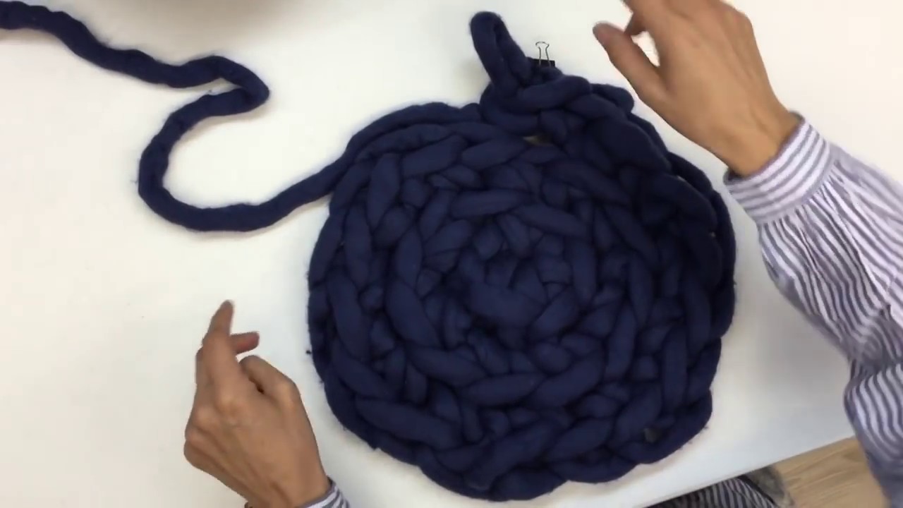 DIY Tapete circular tejido con las manos