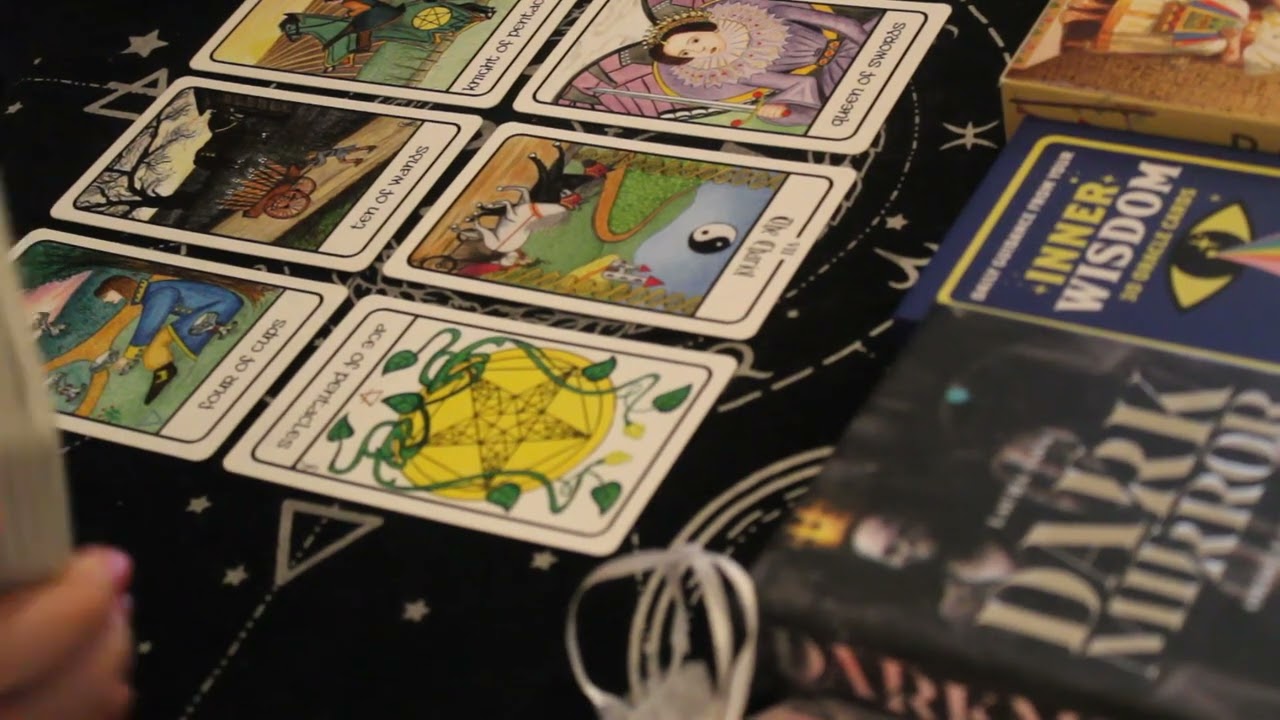 GIGI HADID & BRADLEY COOPER - WHAT DO THE CARDS SAY? | CELEBRITY TAROT READING