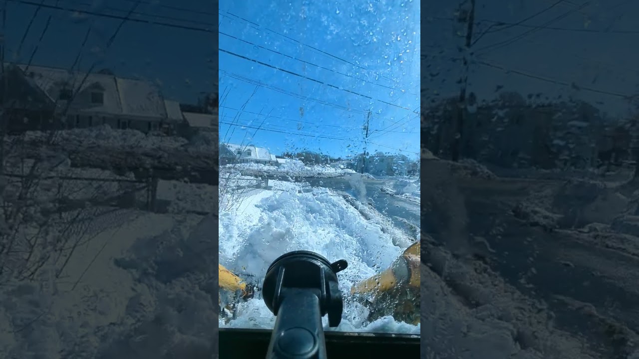 More snow removal from the blizzard of 26 .  #boring. #asmr  #work #diesel #skidsteer 