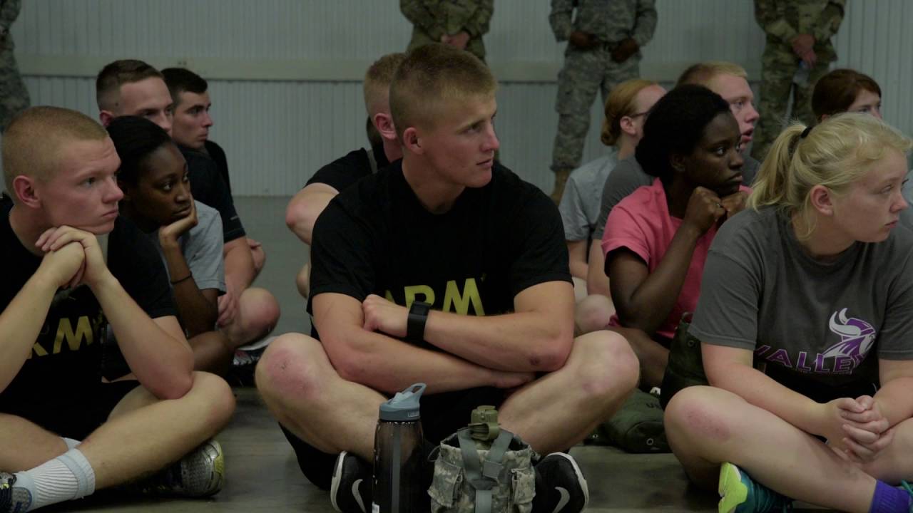 Drill Sergeants Conduct Training at  Recruit Sustainment Program