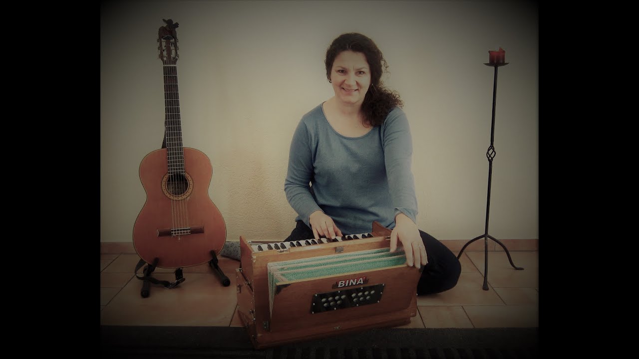 Erste Schritte auf dem Harmonium