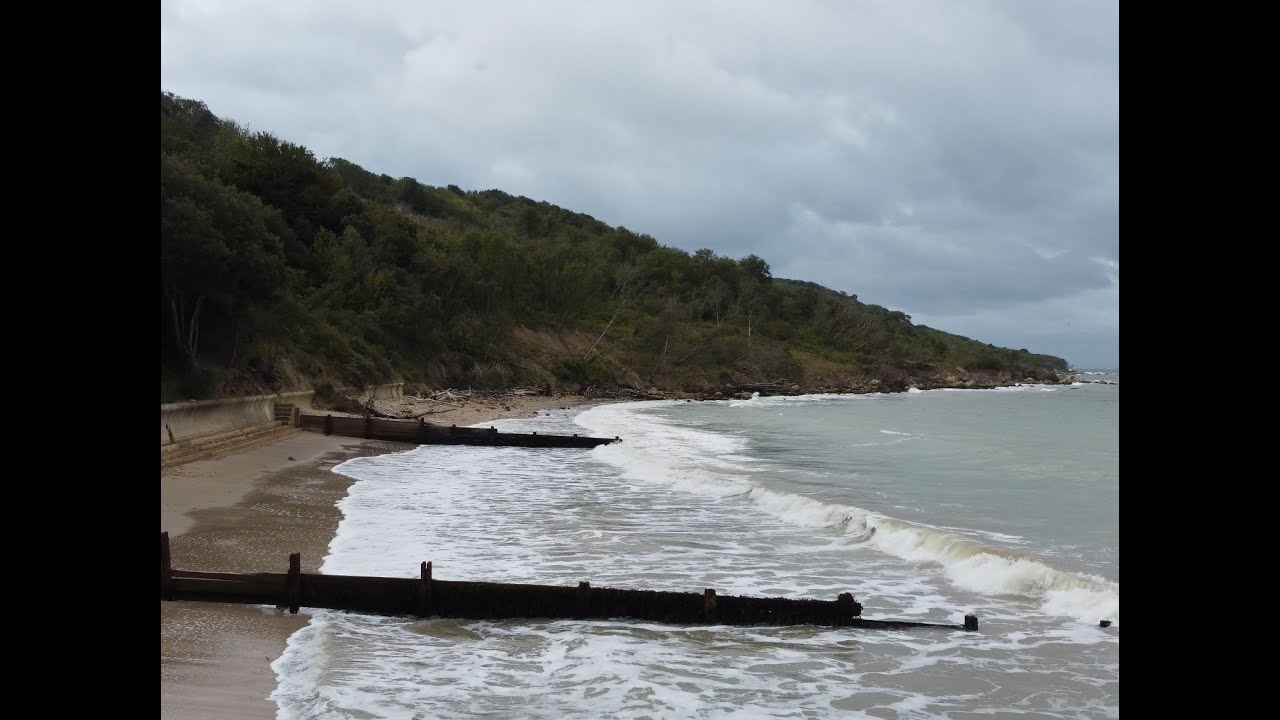Isle of Wight Coast Path Hike - Day two, Thorness Bay to Colwell Bay