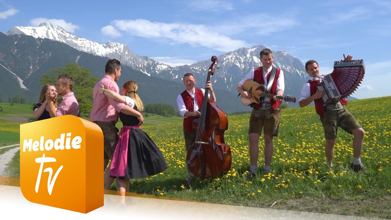 JUHE aus Tirol - Iatz geht's schneidig auf (Offizielles Musikvideo)