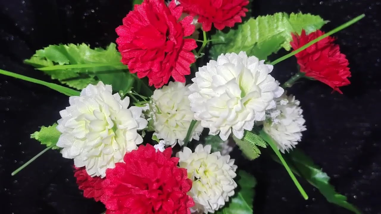  আপনার ঘরের সৌন্দর্য বাড়াতে প্লাস্টিকের ফুলের অসাধারণ কিছু ডিজাইন 20