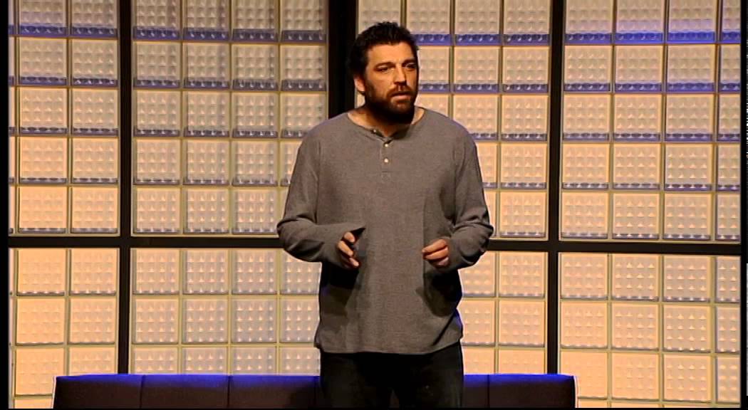 Un obús en el corazón. Trailer.