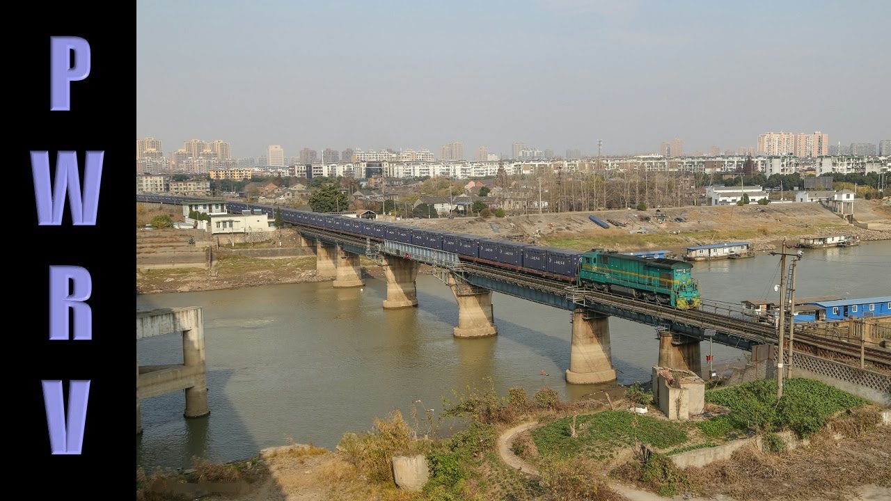 Chinese Railways - USA Built ND5 Class (GE C36-7) Diesels Working Freight Trains in Nanjing (pt 2/2)