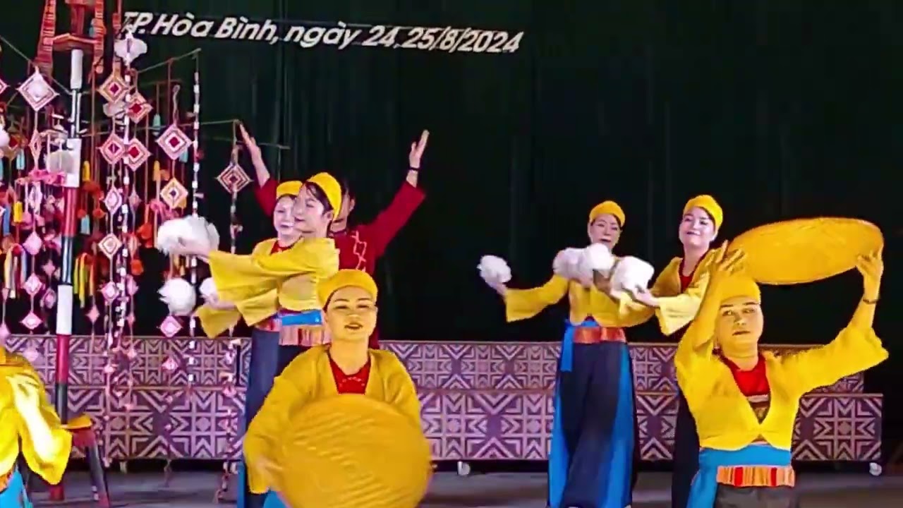 🎶 Thanh Âm Xứ Mường – Múa Vui Hội Được Mùa Rộn Ràng Bản Làng