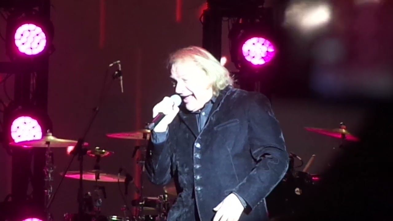 Foreigner - I want to know what love is with Lou Gramm (Quito - Ecuador) 2025