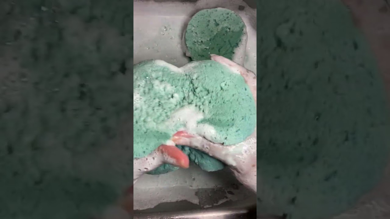Asmr sponge squeezing with comet , laundry powder , water & dawn dish detergent