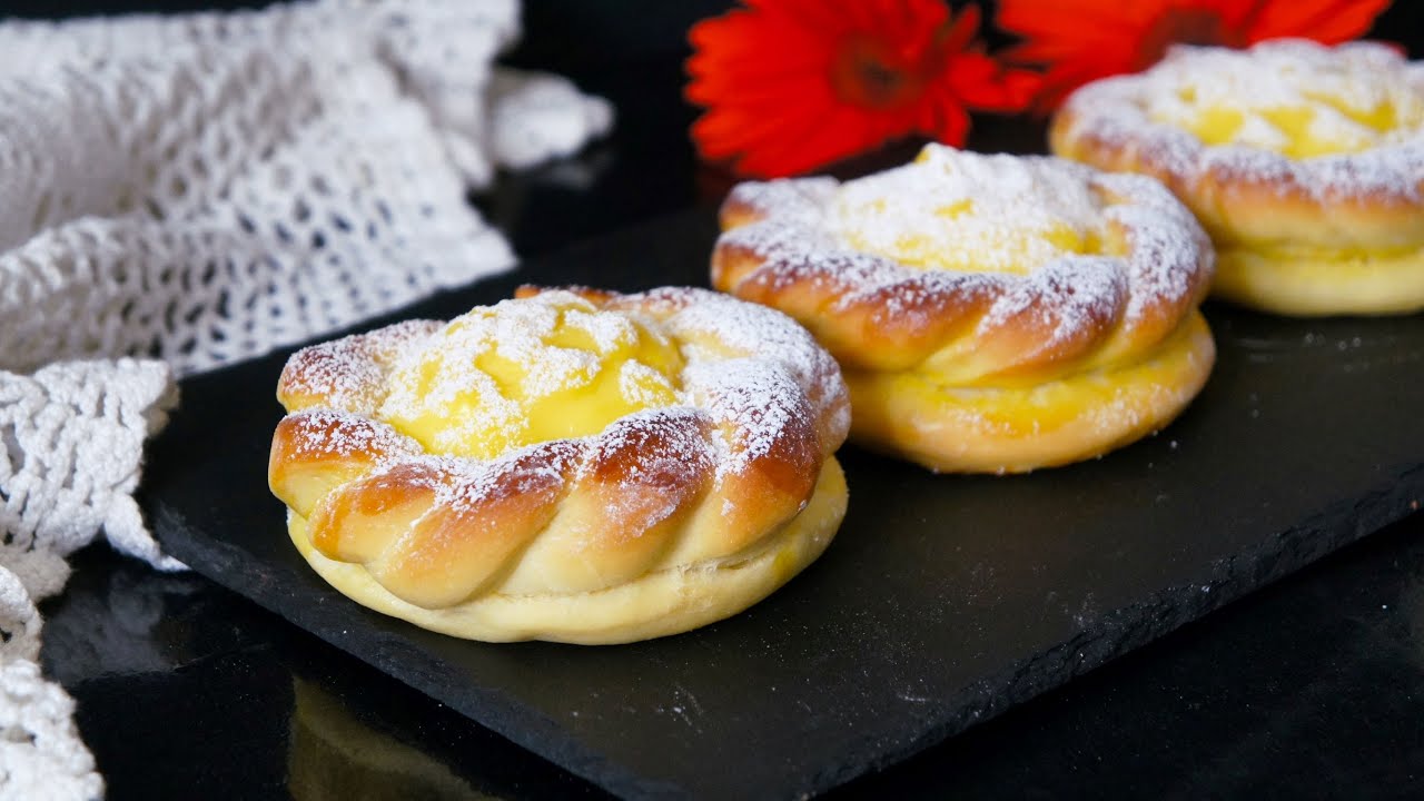 Brioches sofficissime con crema pasticcera I Ricetta facile