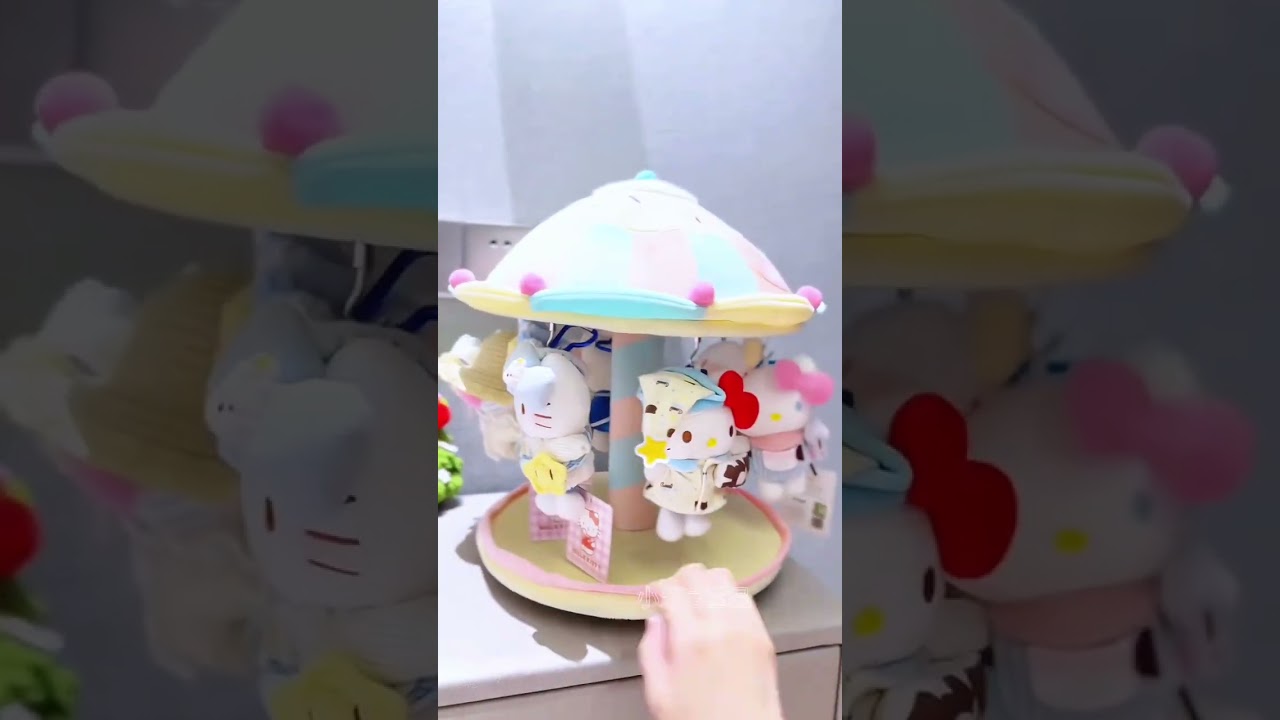 Hello Kitty Carousel Doll Pendant, Storage Plush Toy Keychain Ornament, It’s Really Good as a Gi