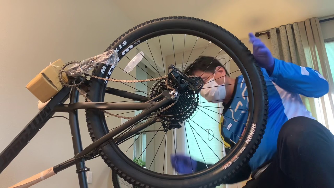 Motobecane New Fantom 29er Unboxing and Assembly