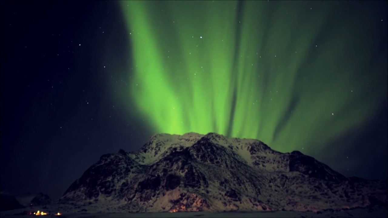 Aurora Borealis in Norway Reine