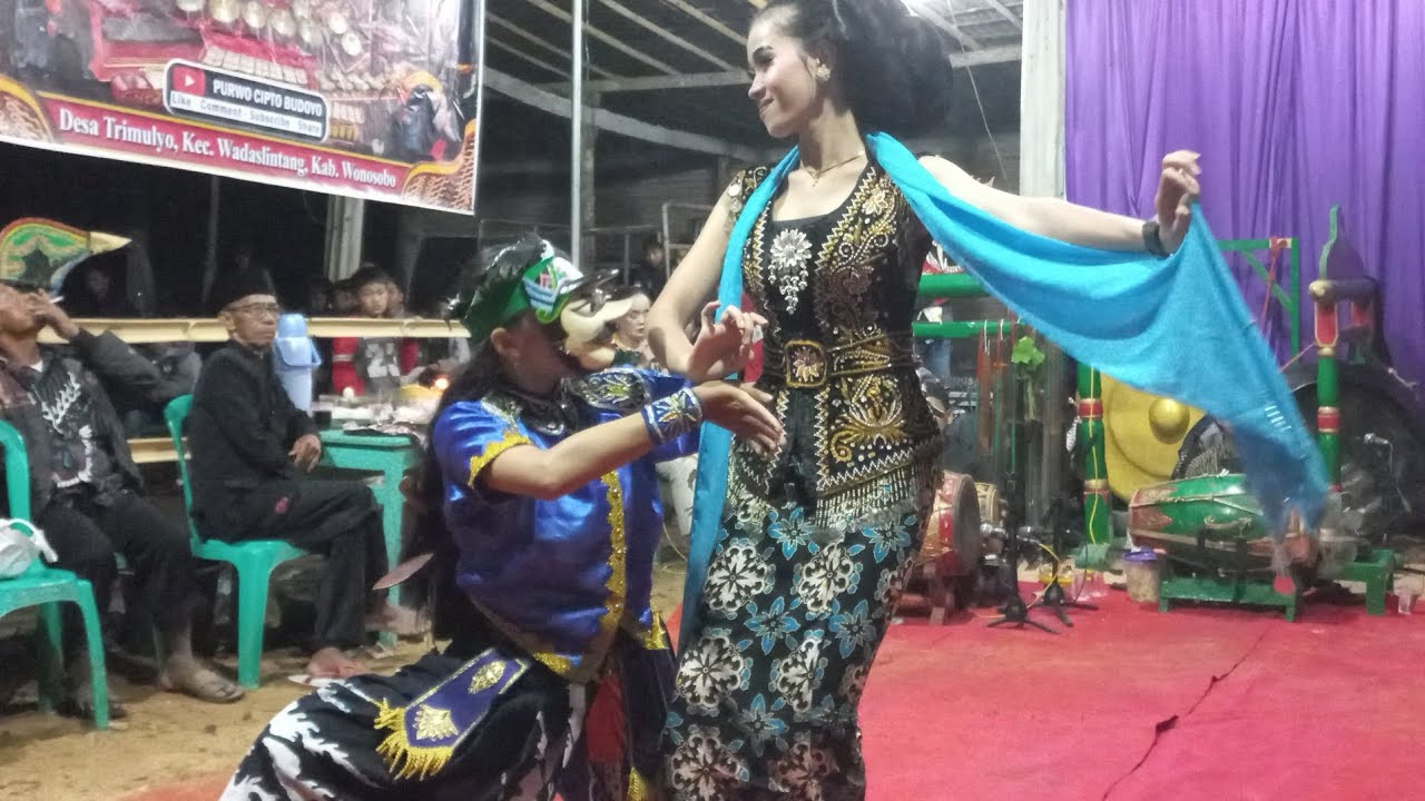 WINDY PENARI TERBAIK DI CSM & PCB KALISAT SONTOLOYO - LIVE KALIPURU KEBUMEN