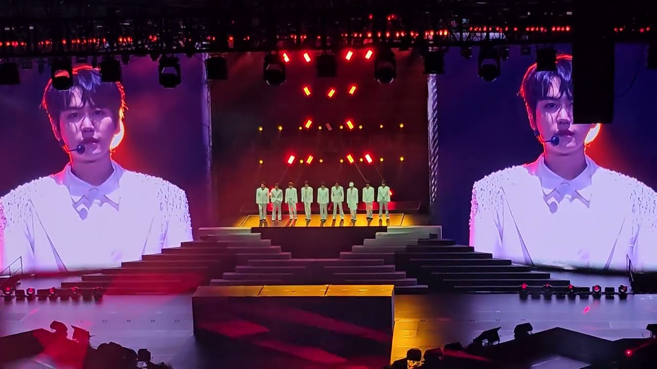 Intro VCR + Twins (Knock Out) + U + Black Suit + Mamacita | SUPER JUNIOR 'SUPER SHOW 10' in Manila