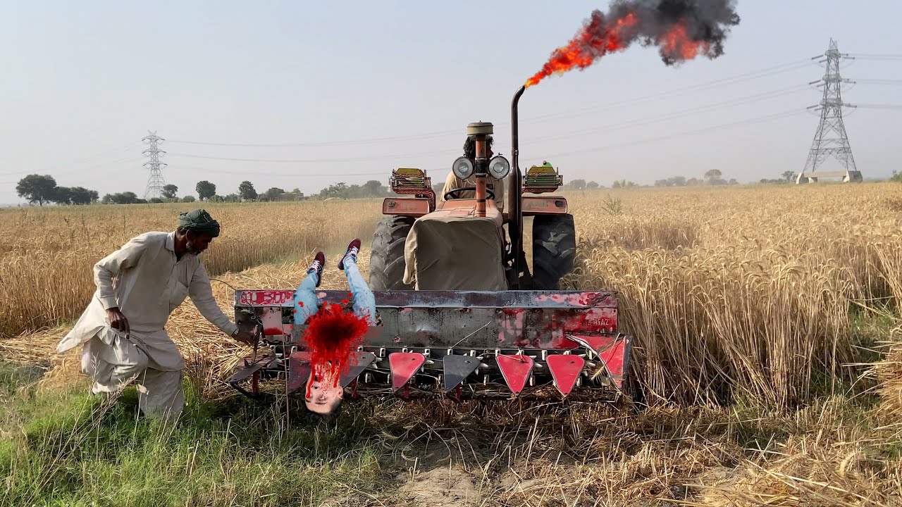 alghazi tractor with reaper machine | reaper machine accident | wheat harvesting complete processes