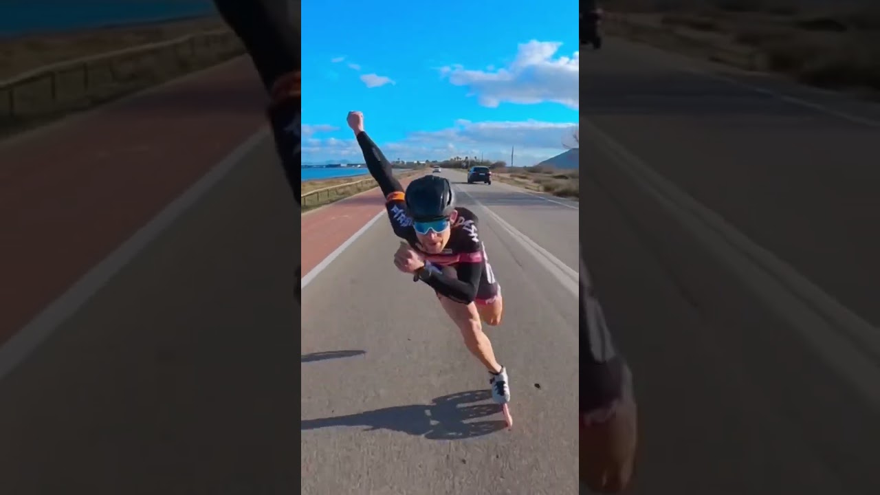 Professional skating has its benefits 🦵 #everydayislegday #skating