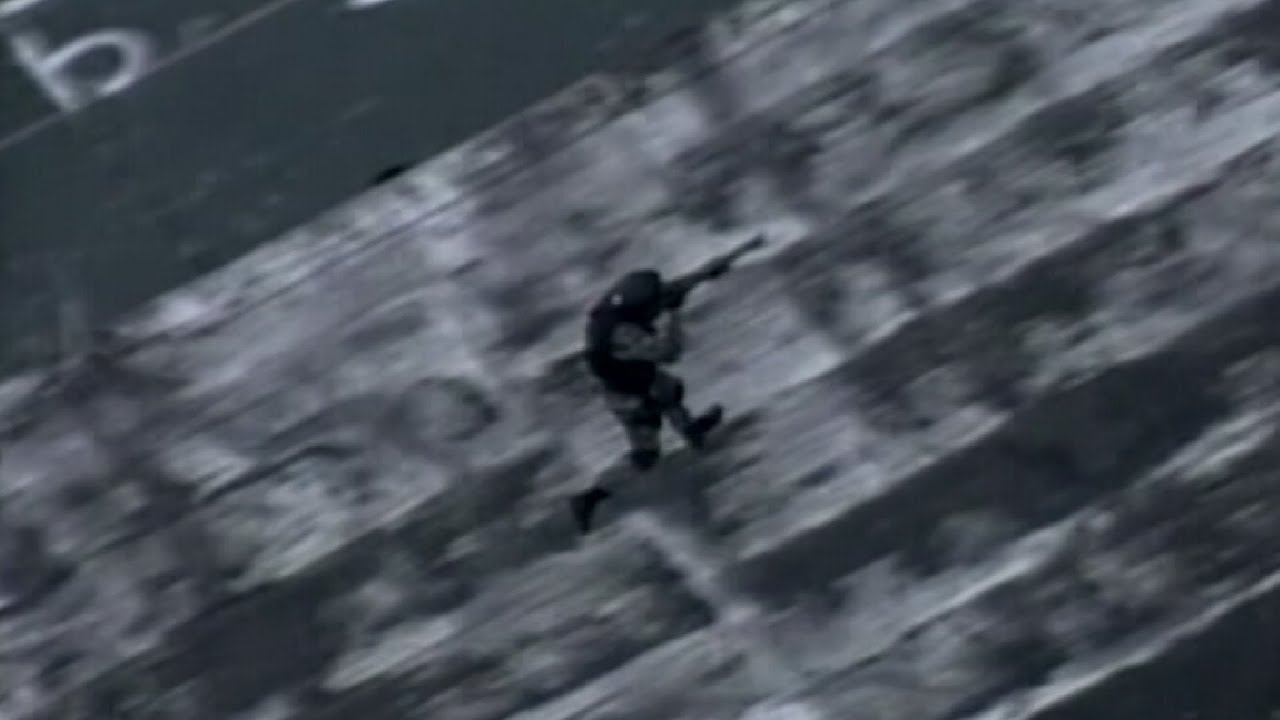 Prison gangs and police at war in S&atilde;o Paulo (2006)