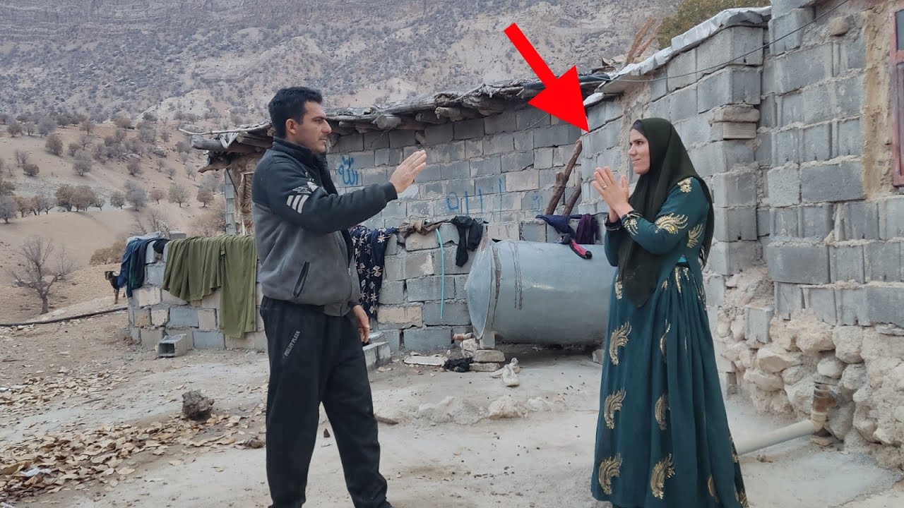 Khadija's apology to Saleh for his bad behavior towards Saleh