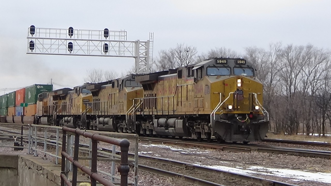 UP Geneva Sub short Z train NPPR 1x1x1 February 5, 2026