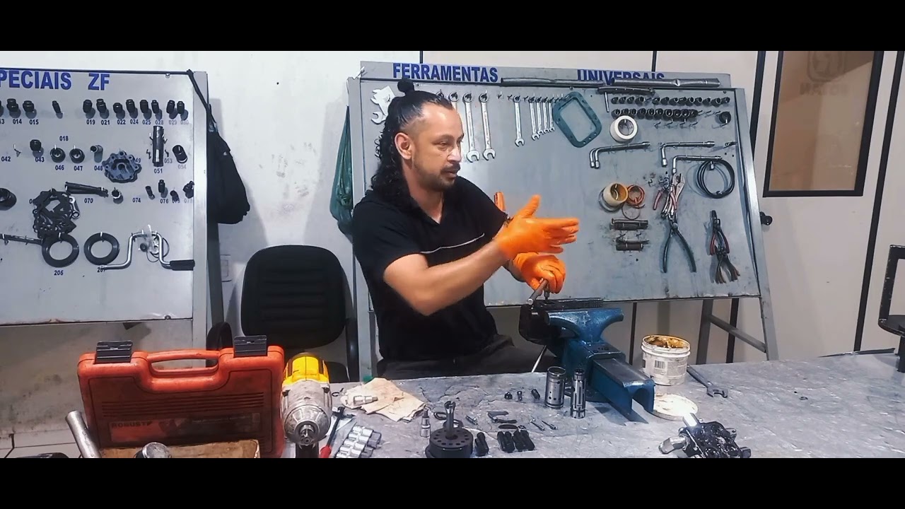 Montagem Orbitrol ou Setor de Direção do Trator