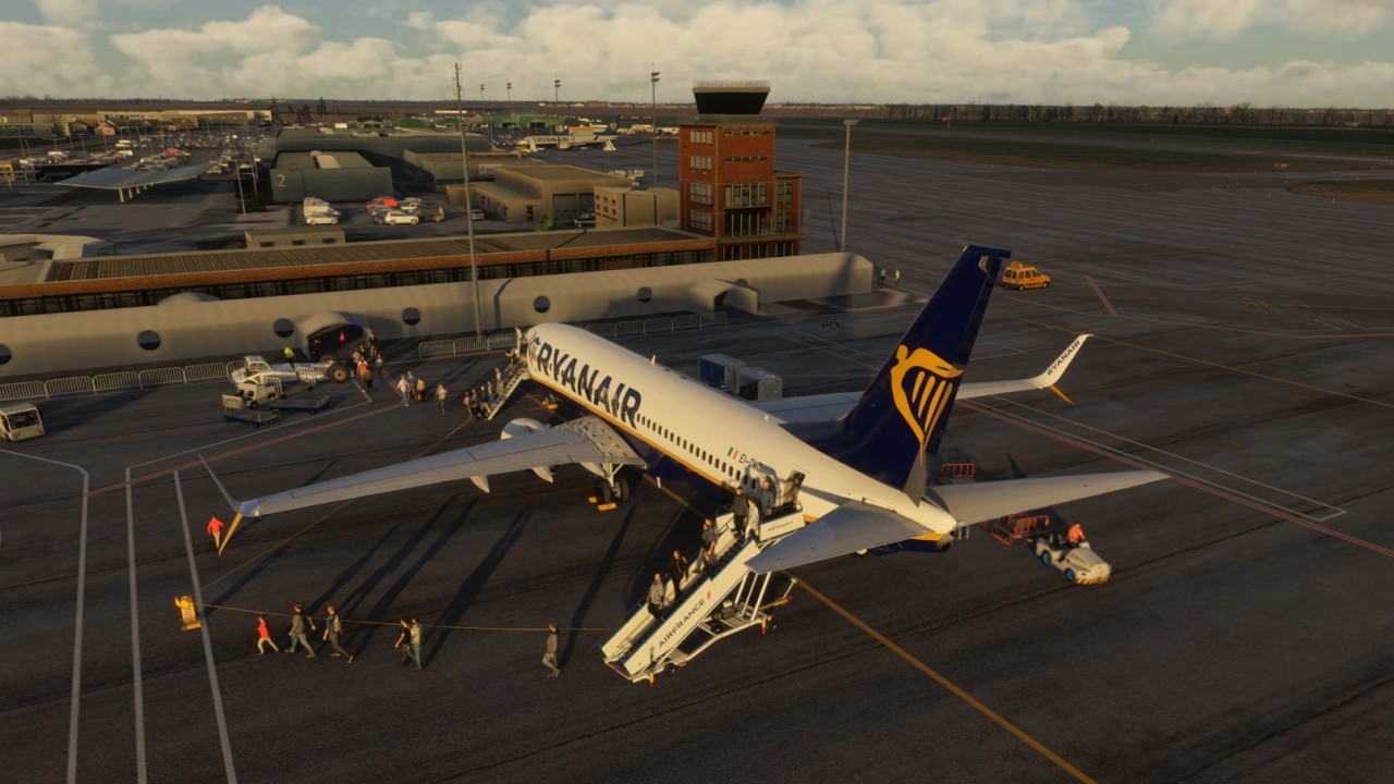 MSFS2024 - PMDG Ryanair Boeing 737-8AS Aeroporto Internazionale di Pisa - Aéroport de Beauvais-Tillé