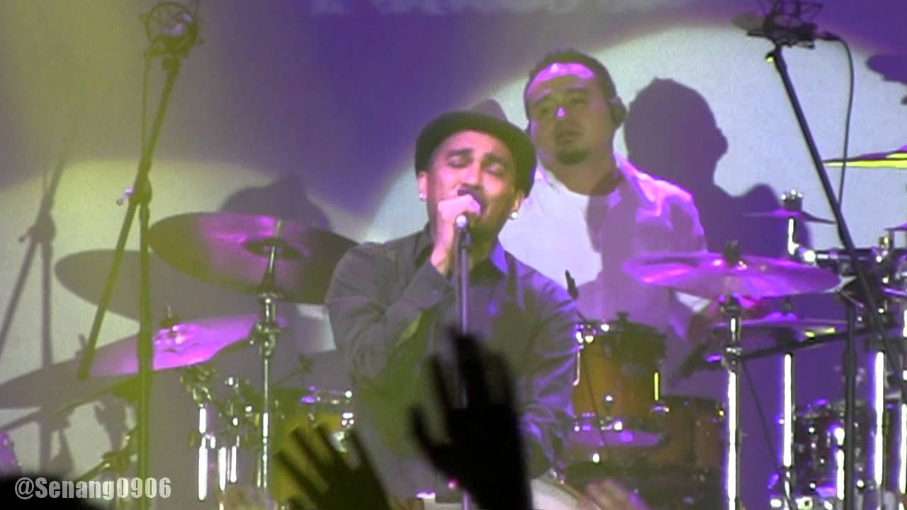 Glenn Fredly - Kasih Putih @ JJF 2013 [HD]