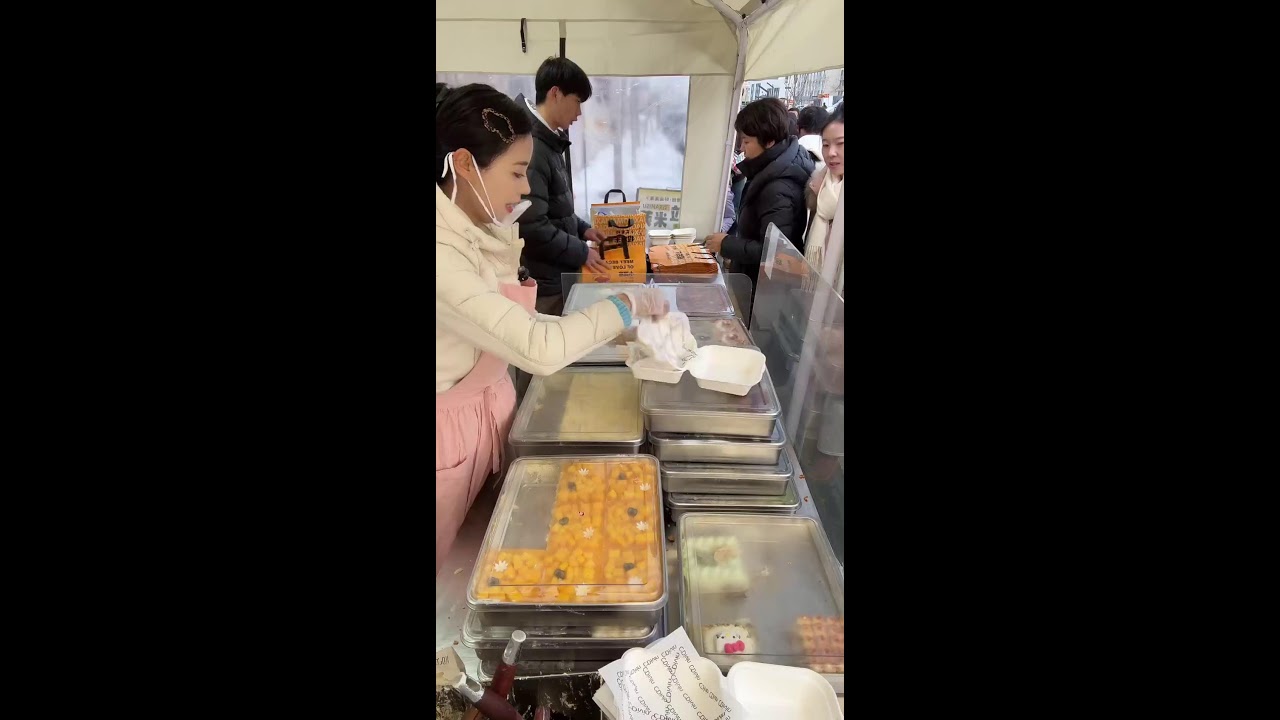 delicious food ， live broadcast 🔴