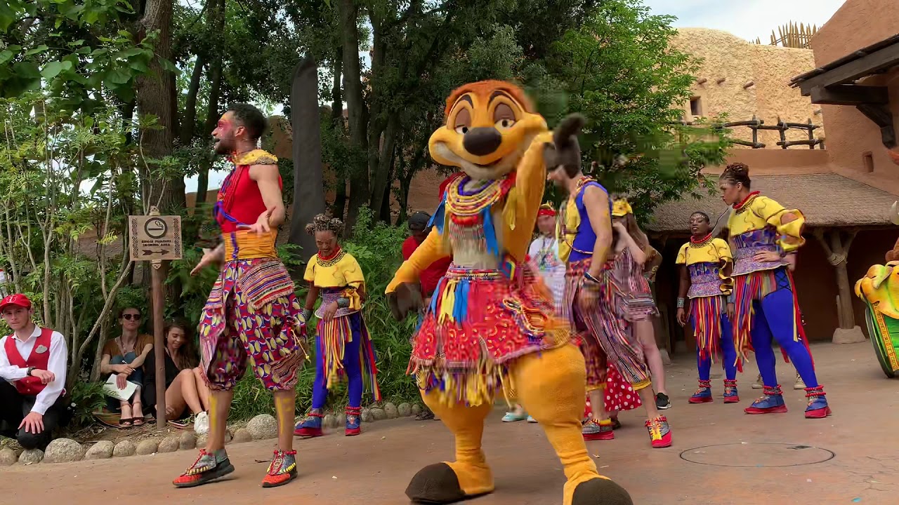 Timon’s Mata Dance | Live aus dem Disneyland Paris