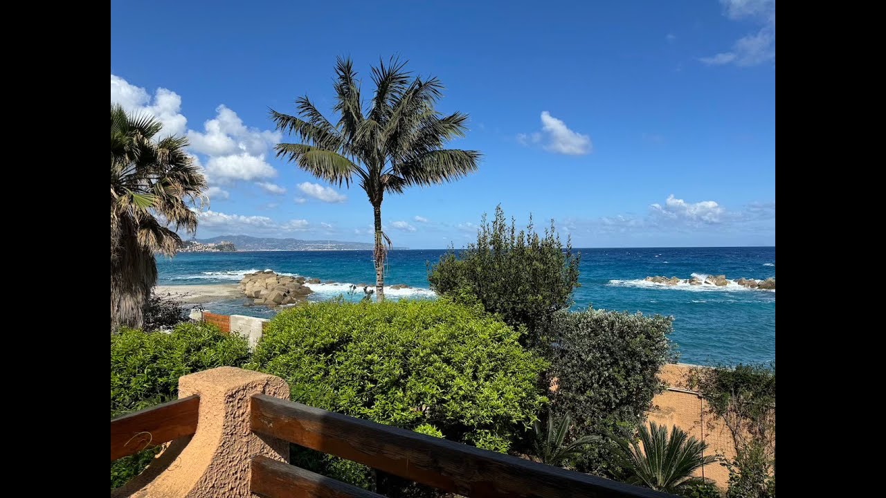 Villa For Sale on the Sea of Favazzina - Scilla Calabria