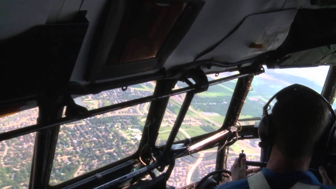 The NASA Super Guppy • Inflight Cockpit Video