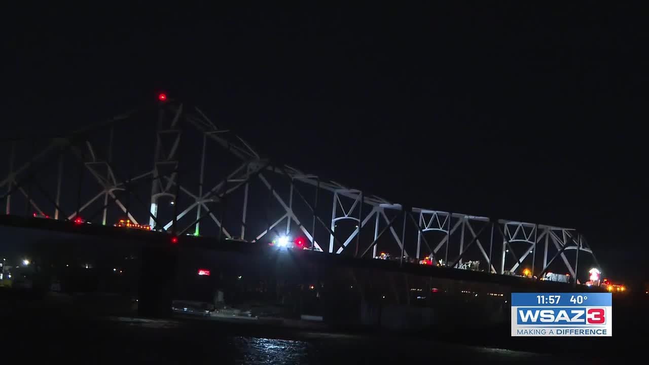 Wreck causes spill off the Silver Memorial Bridge