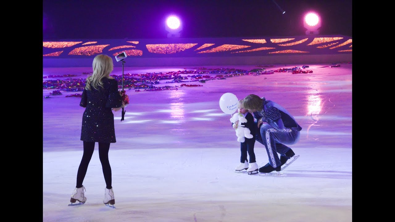 Millionaire Yana Rudkovskaya very severely educates his son Alexander, making him a champion