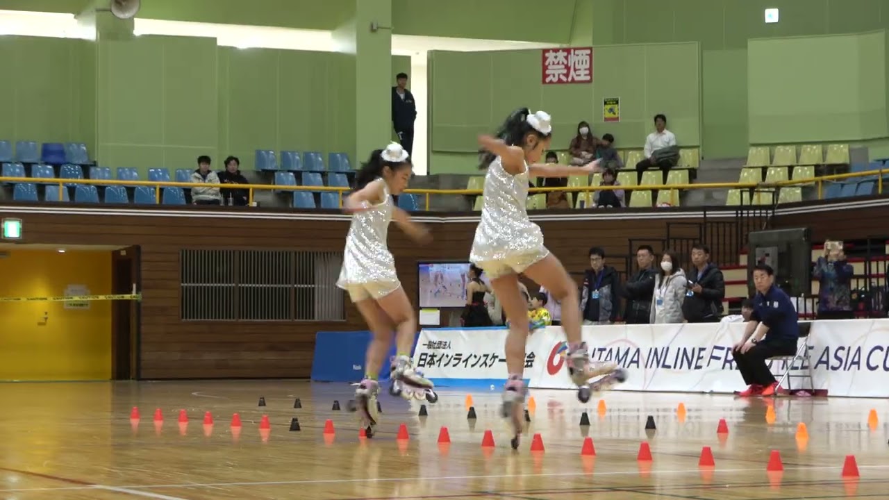 2025 Saitama IFAC Pair Slalom 2nd Place Lai Tsz Yiu / Li Yuet Yi (HKG)