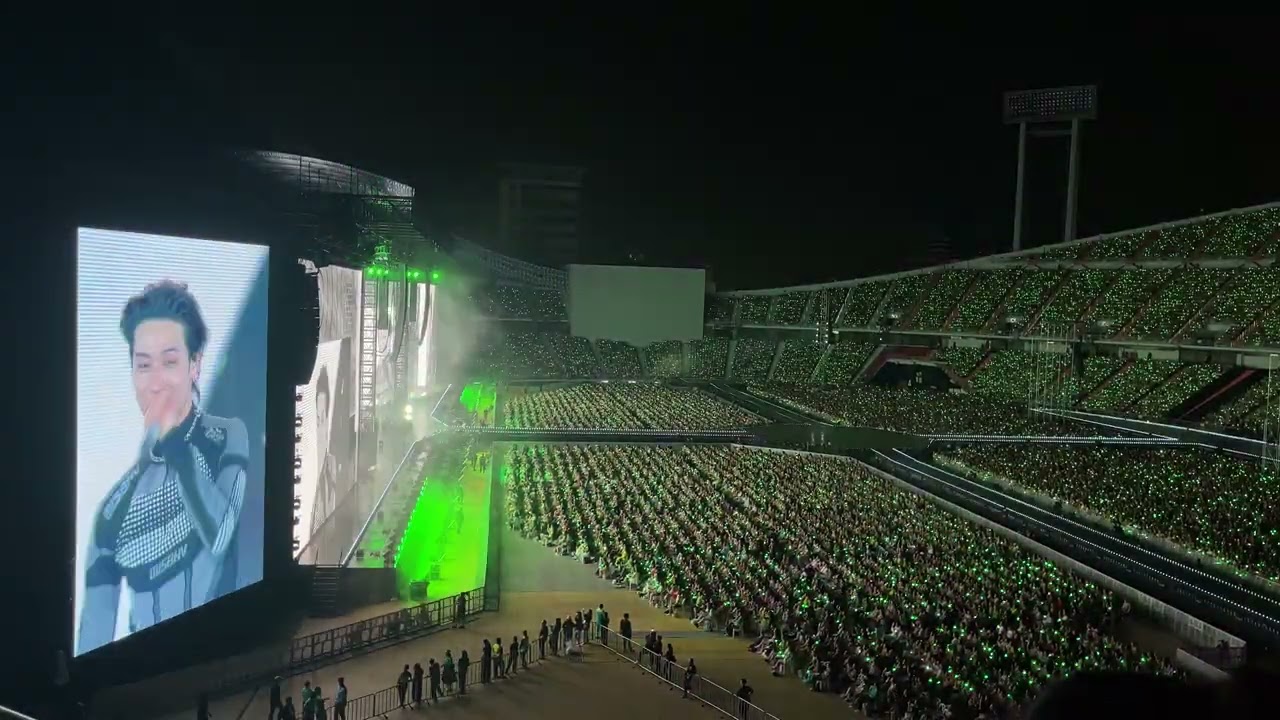 ช่วง solo 💚 #GOT7_NESTFESTinBKK_Day1 #GOT7_NESTFESTinBKK #got7 #GOT7 #갓세븐 020525