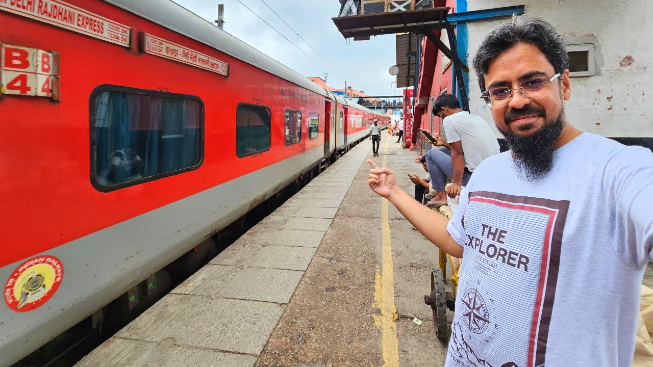 12302 Howrah Rajdhani Express Delhi to Kolkata Full Journey