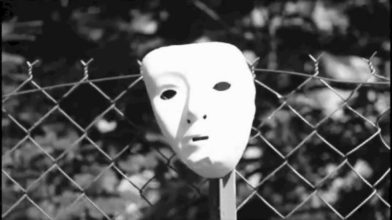 Olga Kouklaki Feat. Liset Alea -Hollow Lives (T. Finland remix)